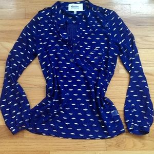 Alice Blue top with gold detail Size Medium